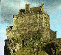 Romen-northerncastle.jpg (16803 bytes)